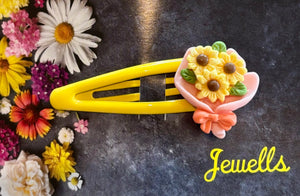 Jewells - Clip in Hair Accessory - Flower Bouquets